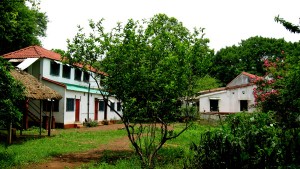 Garhsalboni Farmhouse